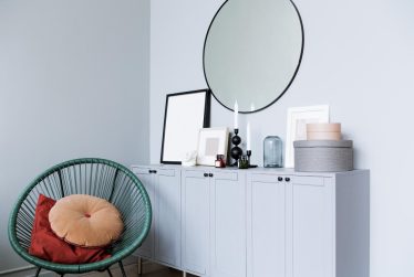 Fungsi Cermin Datar: Manfaat Dalam Dekorasi Interior Ruang